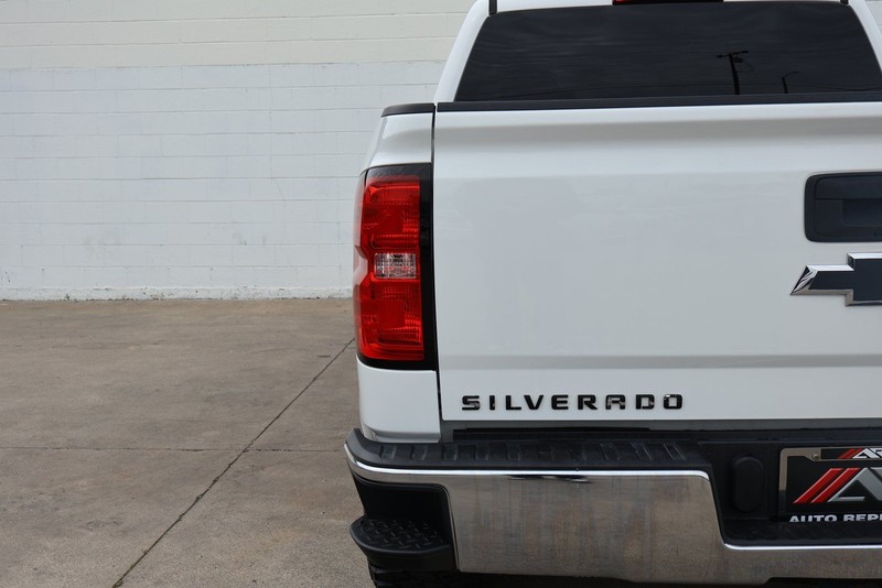 Chevrolet Silverado 1500 Vehicle Full-screen Gallery Image 07