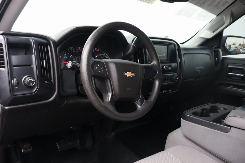 Chevrolet Silverado 1500 Vehicle Full-screen Gallery Image 16
