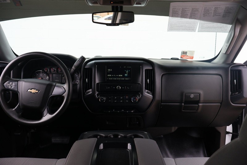 Chevrolet Silverado 1500 Vehicle Full-screen Gallery Image 22
