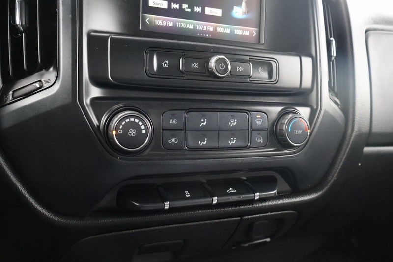 Chevrolet Silverado 1500 Vehicle Full-screen Gallery Image 30