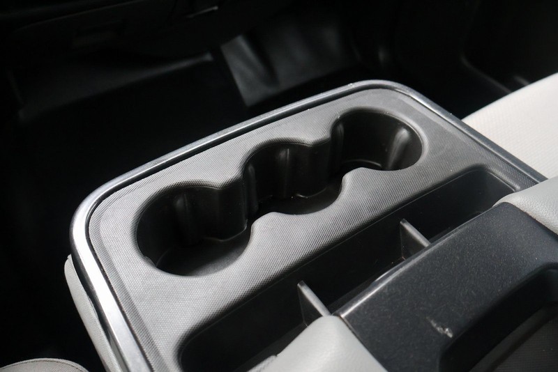 Chevrolet Silverado 1500 Vehicle Full-screen Gallery Image 31