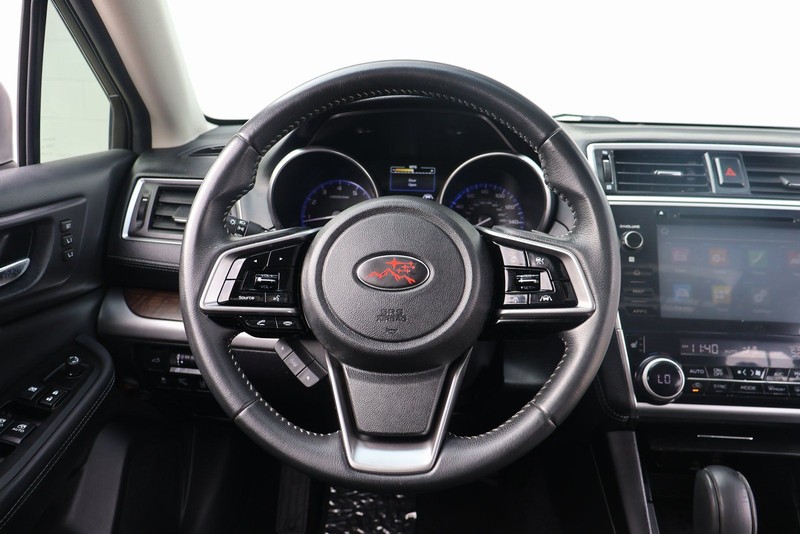 Subaru Outback Vehicle Full-screen Gallery Image 27