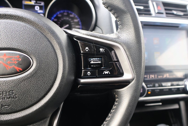 Subaru Outback Vehicle Full-screen Gallery Image 29