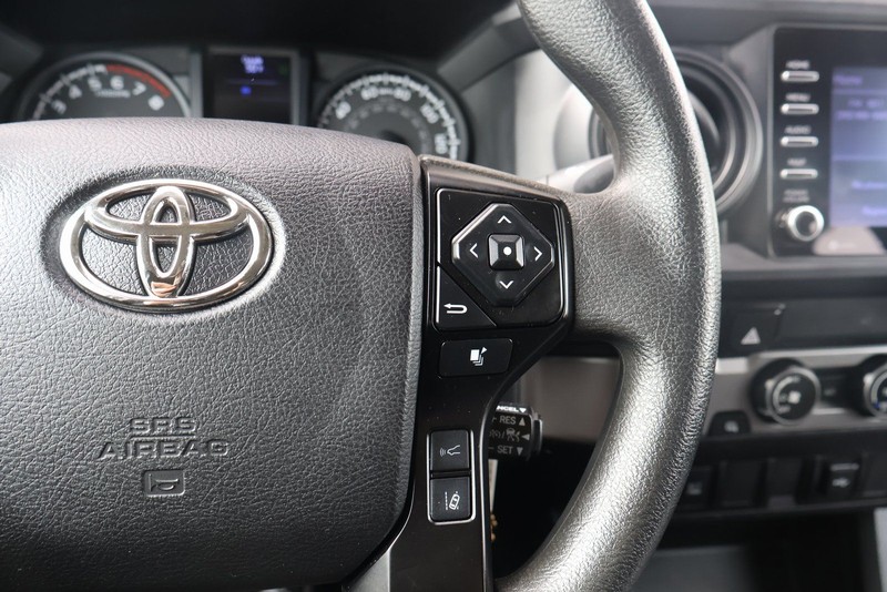 Toyota Tacoma 2WD Vehicle Full-screen Gallery Image 26