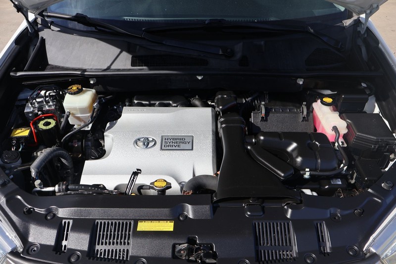 Toyota Highlander Hybrid Vehicle Full-screen Gallery Image 12