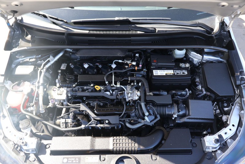 Toyota Corolla Hatchback Vehicle Full-screen Gallery Image 10