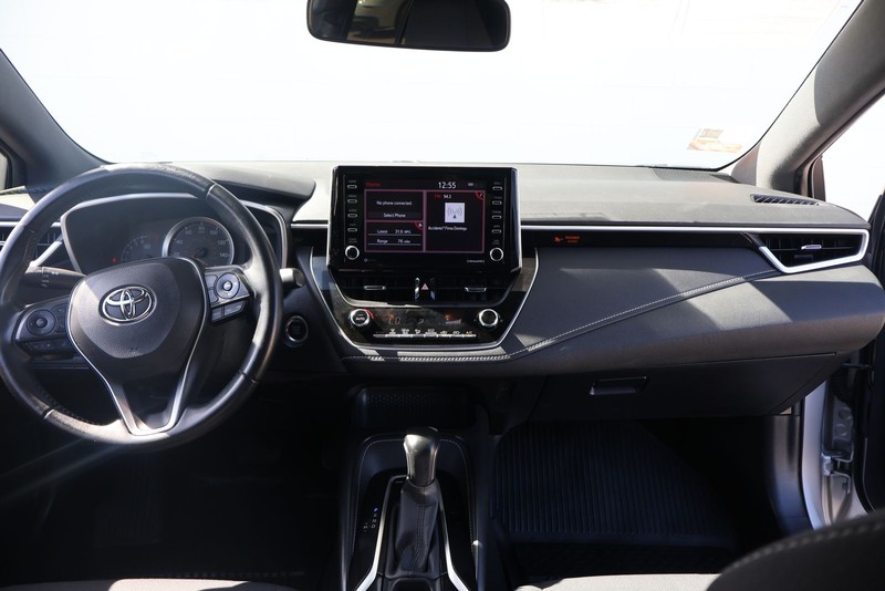 Toyota Corolla Hatchback Vehicle Full-screen Gallery Image 20