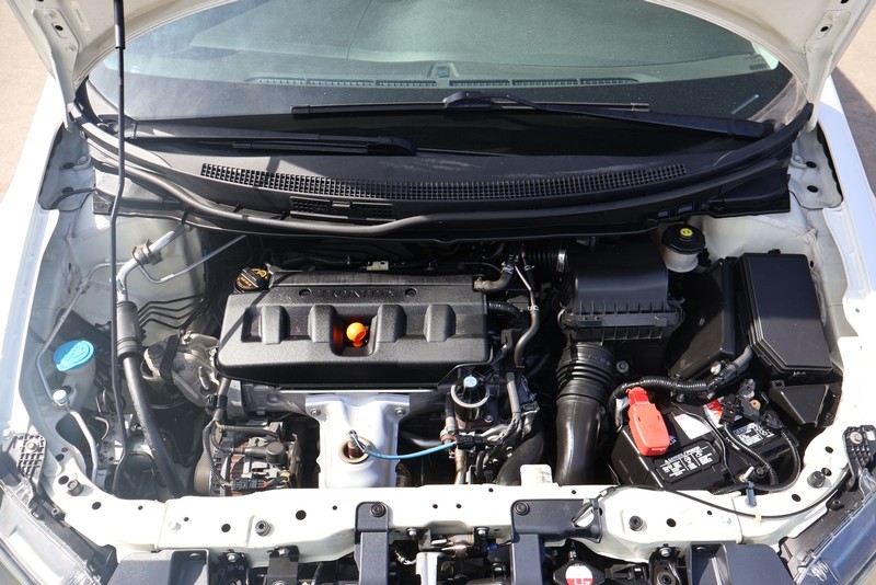 Honda Civic Sedan Vehicle Full-screen Gallery Image 12