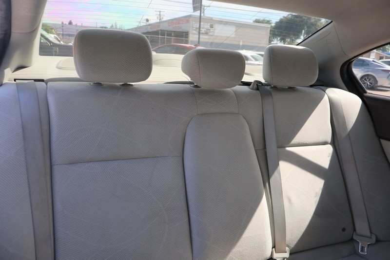 Honda Civic Sedan Vehicle Full-screen Gallery Image 21