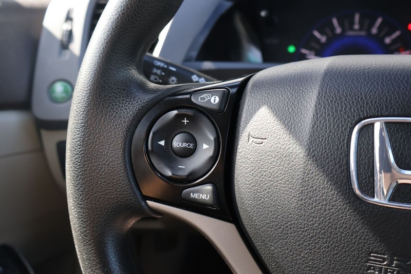 Honda Civic Sedan Vehicle Full-screen Gallery Image 26