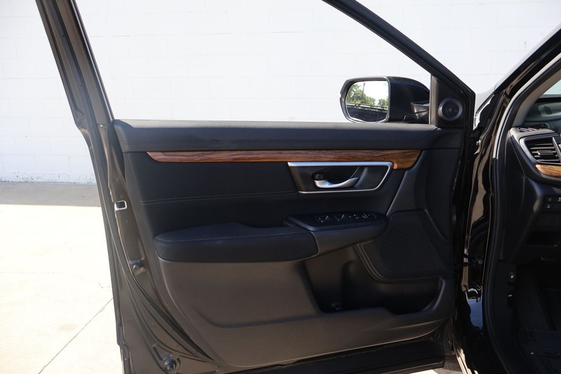 Honda CR-V Vehicle Full-screen Gallery Image 14