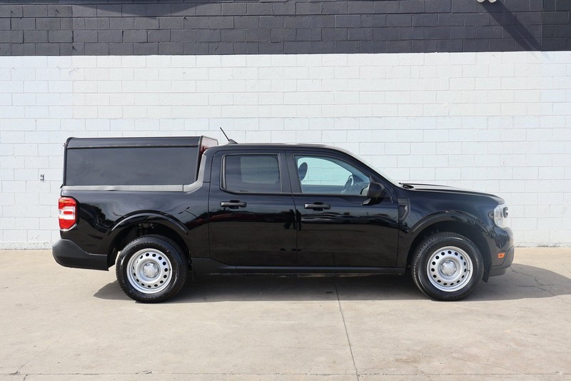 Ford Maverick Vehicle Full-screen Gallery Image 01