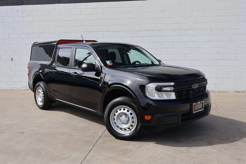 Ford Maverick Vehicle Full-screen Gallery Image 02