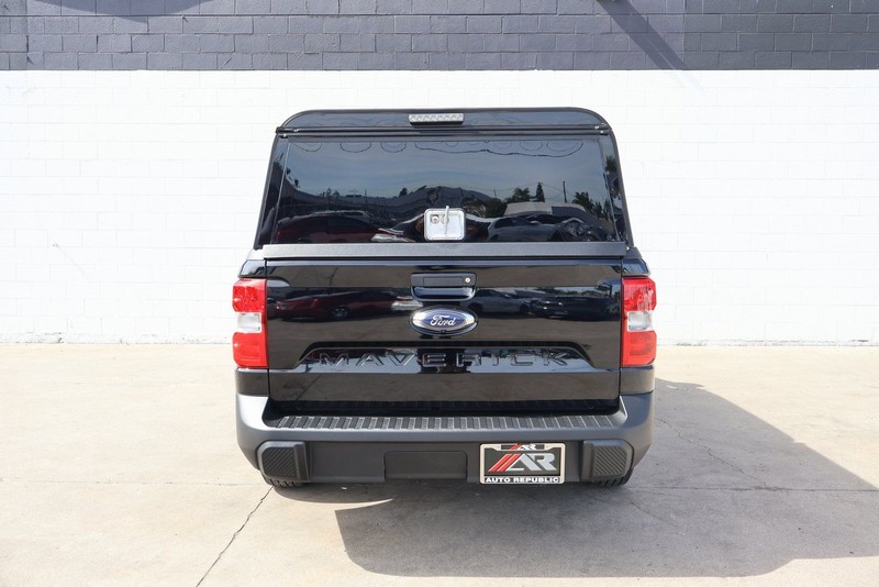 Ford Maverick Vehicle Full-screen Gallery Image 06