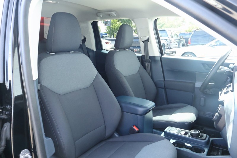 Ford Maverick Vehicle Full-screen Gallery Image 22