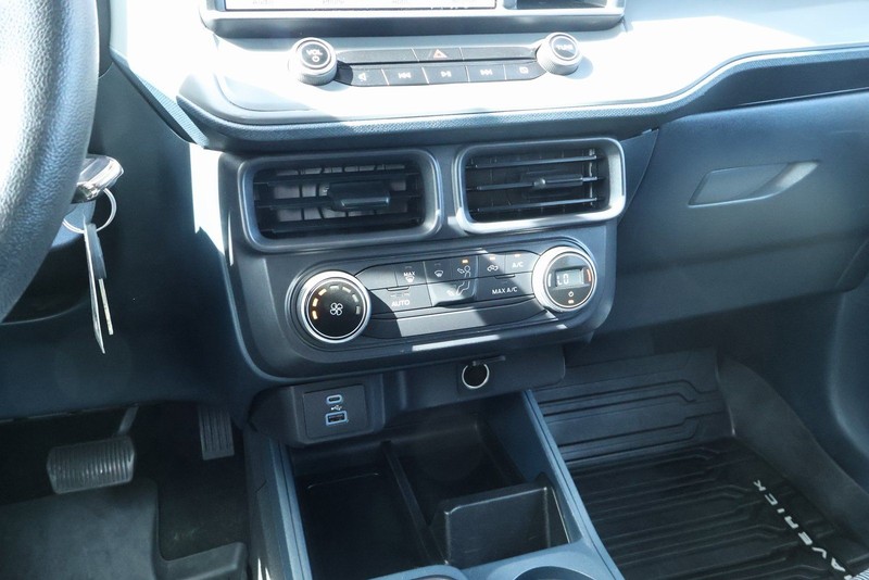 Ford Maverick Vehicle Full-screen Gallery Image 28