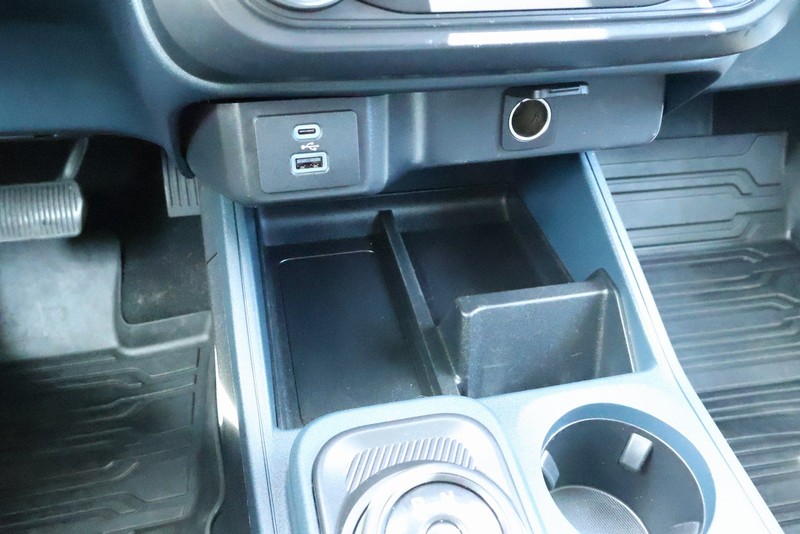 Ford Maverick Vehicle Full-screen Gallery Image 29