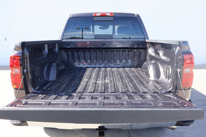 Chevrolet Silverado 1500 Vehicle Full-screen Gallery Image 09