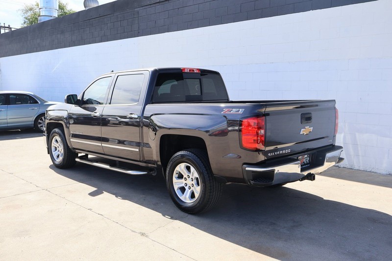 Chevrolet Silverado 1500 Vehicle Full-screen Gallery Image 11