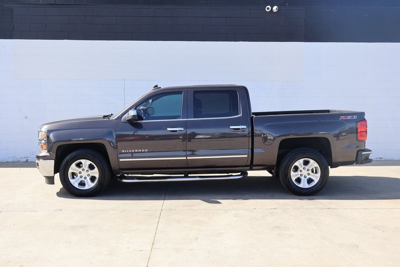 Chevrolet Silverado 1500 Vehicle Full-screen Gallery Image 12