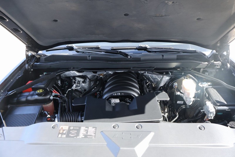 Chevrolet Silverado 1500 Vehicle Full-screen Gallery Image 16