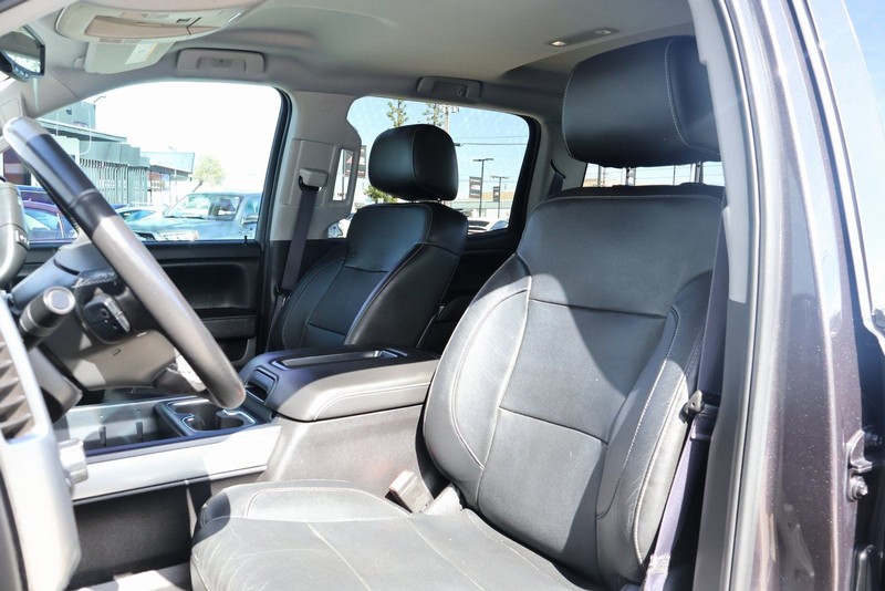 Chevrolet Silverado 1500 Vehicle Full-screen Gallery Image 23
