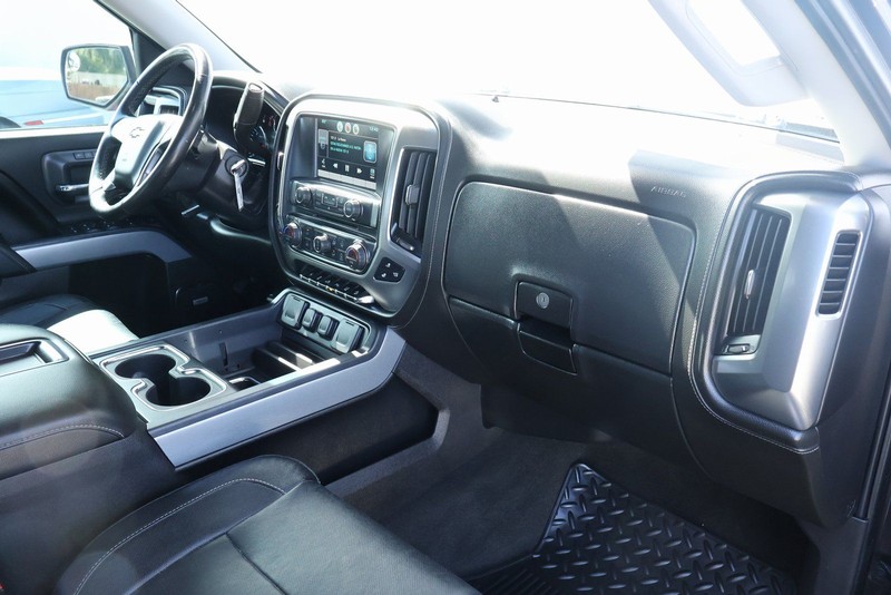 Chevrolet Silverado 1500 Vehicle Full-screen Gallery Image 25