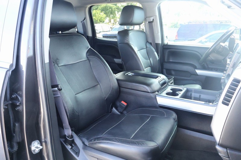 Chevrolet Silverado 1500 Vehicle Full-screen Gallery Image 27