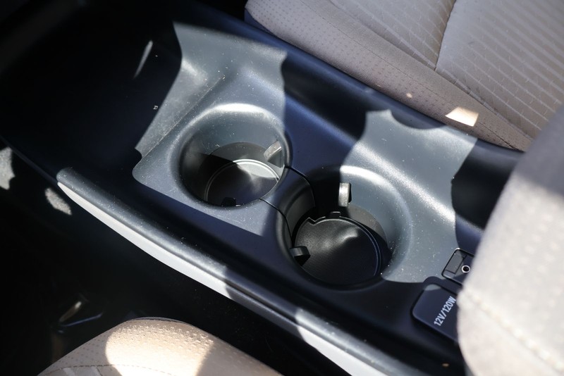 Toyota Prius Vehicle Full-screen Gallery Image 32