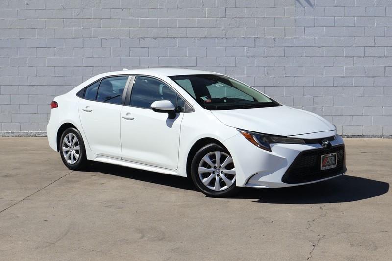 Toyota Corolla Vehicle Full-screen Gallery Image 01