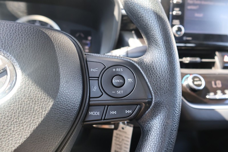 Toyota Corolla Vehicle Full-screen Gallery Image 26