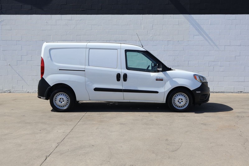 Ram ProMaster City Cargo Van Vehicle Full-screen Gallery Image 04