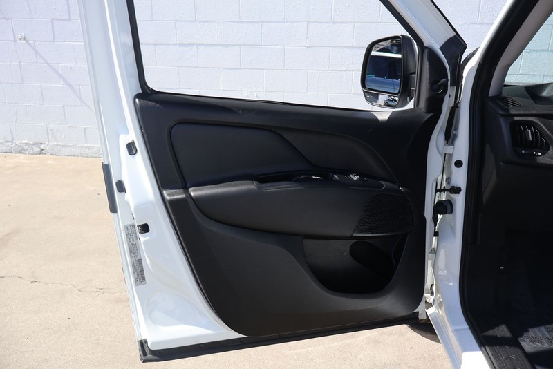 Ram ProMaster City Cargo Van Vehicle Full-screen Gallery Image 16