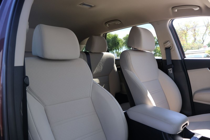 Kia Sorento Vehicle Full-screen Gallery Image 20