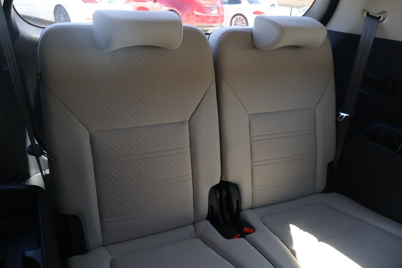 Kia Sorento Vehicle Full-screen Gallery Image 22