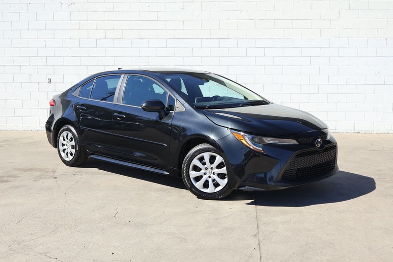 Toyota Corolla Vehicle Full-screen Gallery Image 01