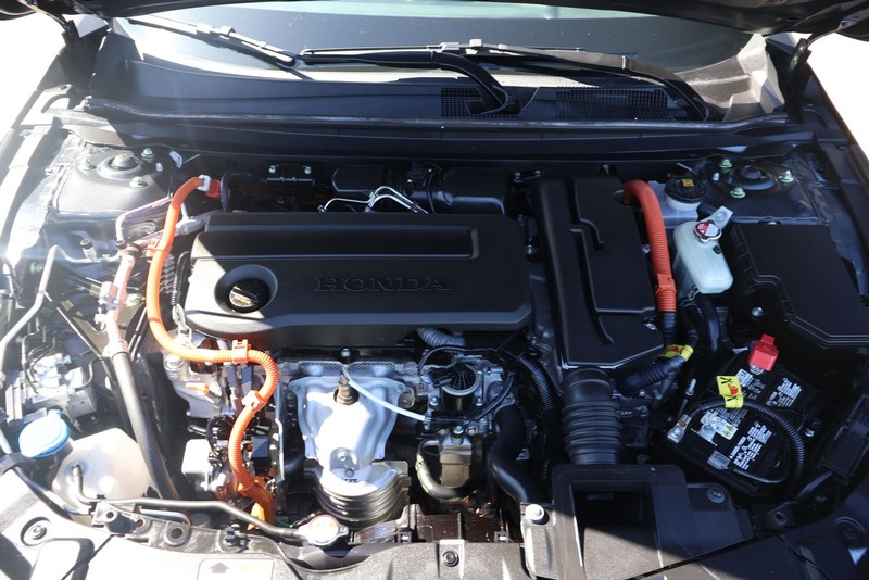 Honda Accord Hybrid Vehicle Full-screen Gallery Image 12