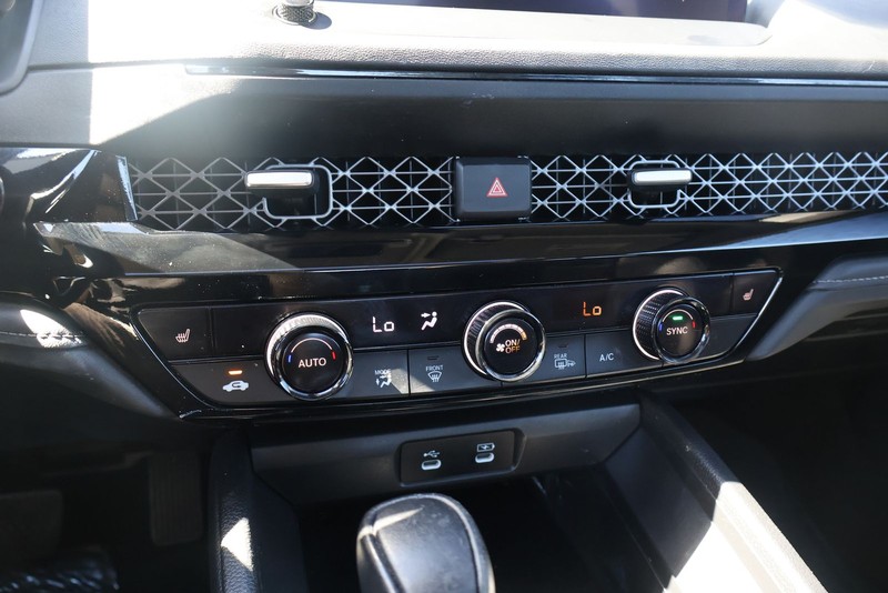 Honda Accord Hybrid Vehicle Full-screen Gallery Image 31