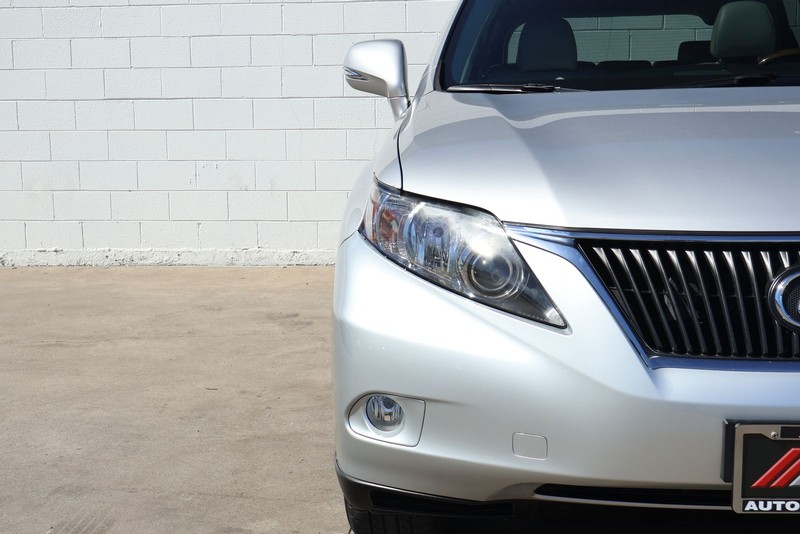 Lexus RX 350 Vehicle Full-screen Gallery Image 03