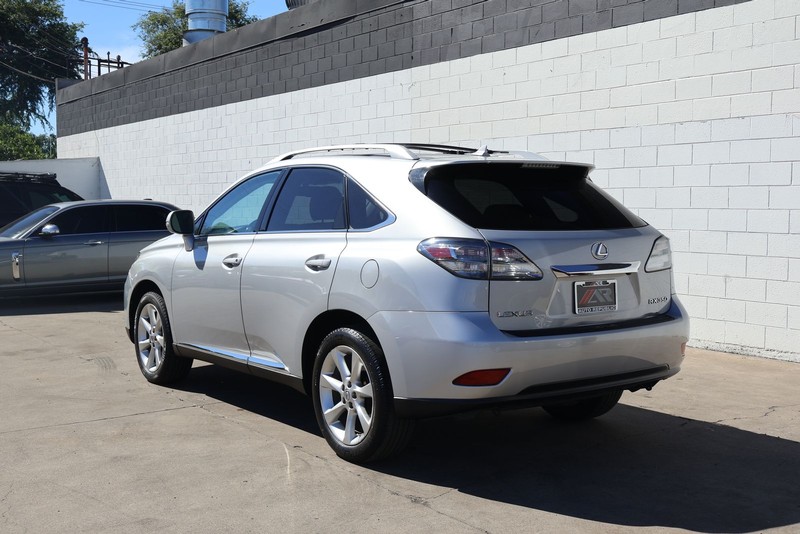 Lexus RX 350 Vehicle Full-screen Gallery Image 10