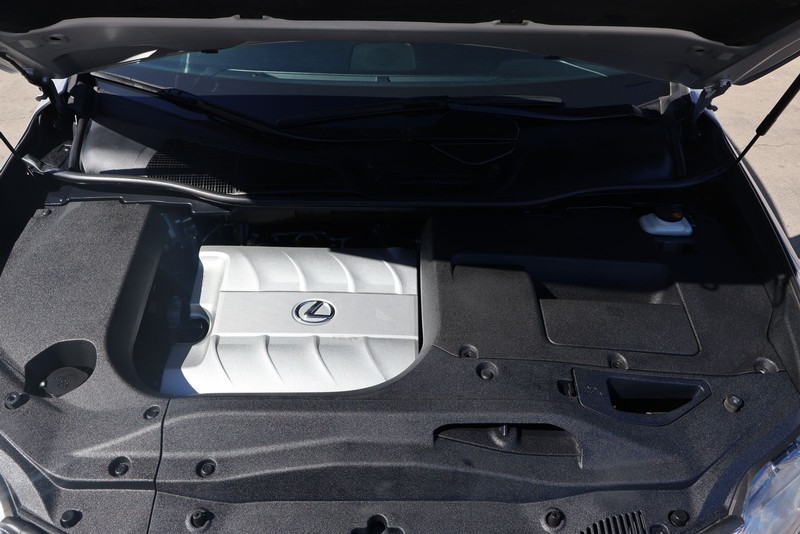 Lexus RX 350 Vehicle Full-screen Gallery Image 13