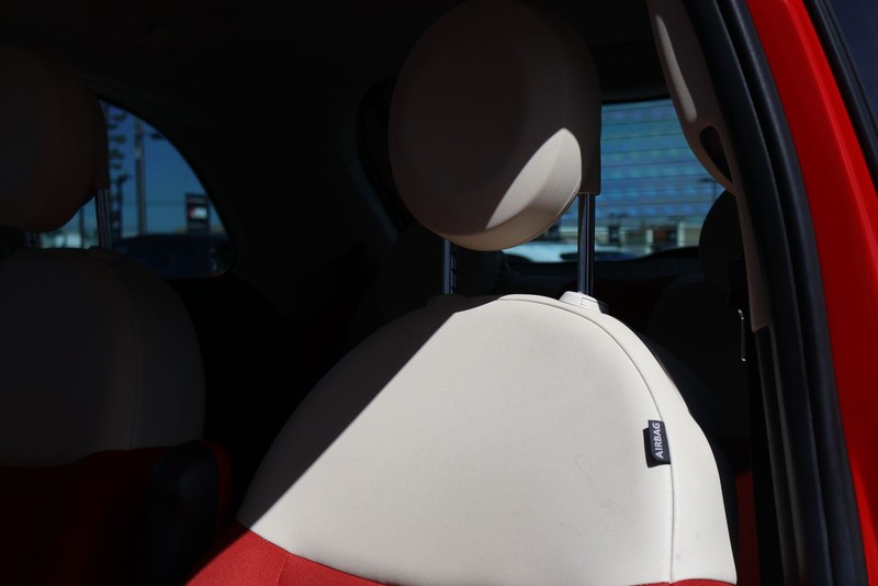 FIAT 500 Vehicle Full-screen Gallery Image 18