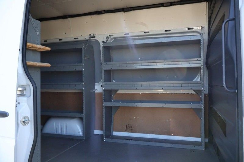Mercedes-Benz Sprinter Cargo Vans Vehicle Full-screen Gallery Image 24