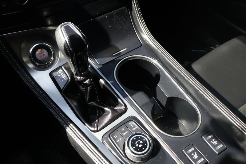 Nissan Maxima Vehicle Full-screen Gallery Image 28