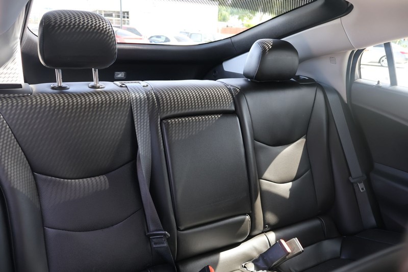 Chevrolet Volt Vehicle Full-screen Gallery Image 21