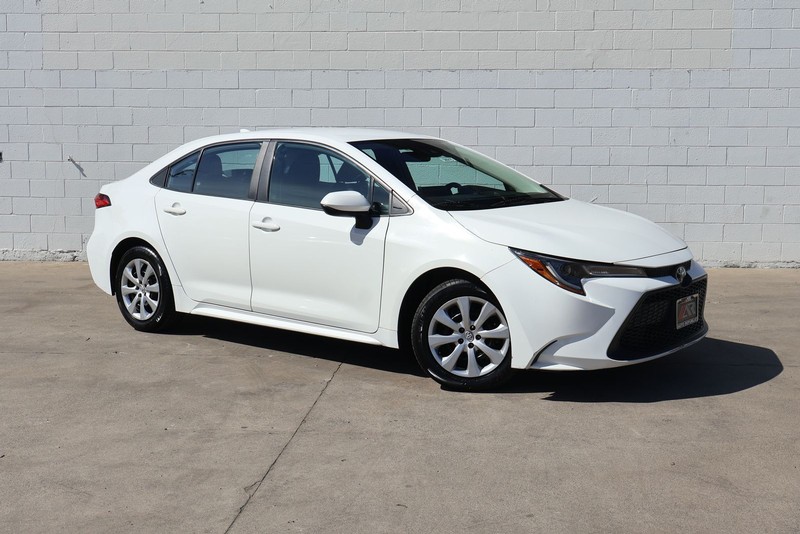 Toyota Corolla Vehicle Full-screen Gallery Image 01