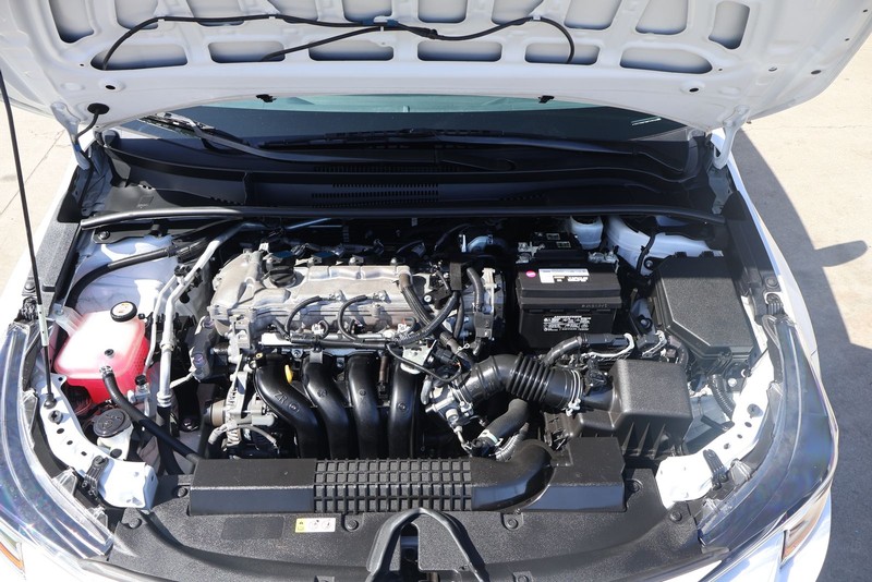 Toyota Corolla Vehicle Full-screen Gallery Image 09