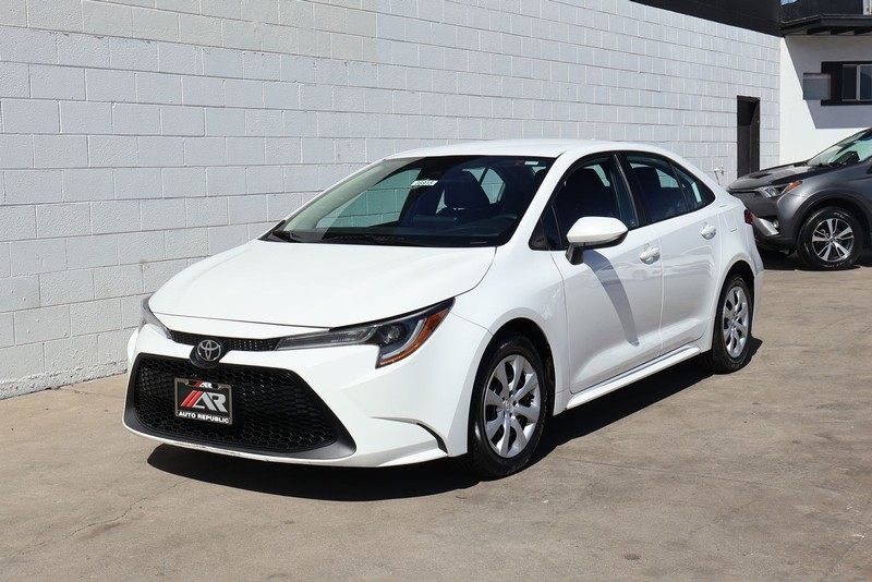 Toyota Corolla Vehicle Full-screen Gallery Image 13