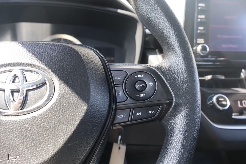 Toyota Corolla Vehicle Full-screen Gallery Image 25