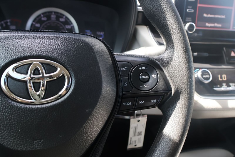 Toyota Corolla Vehicle Full-screen Gallery Image 26